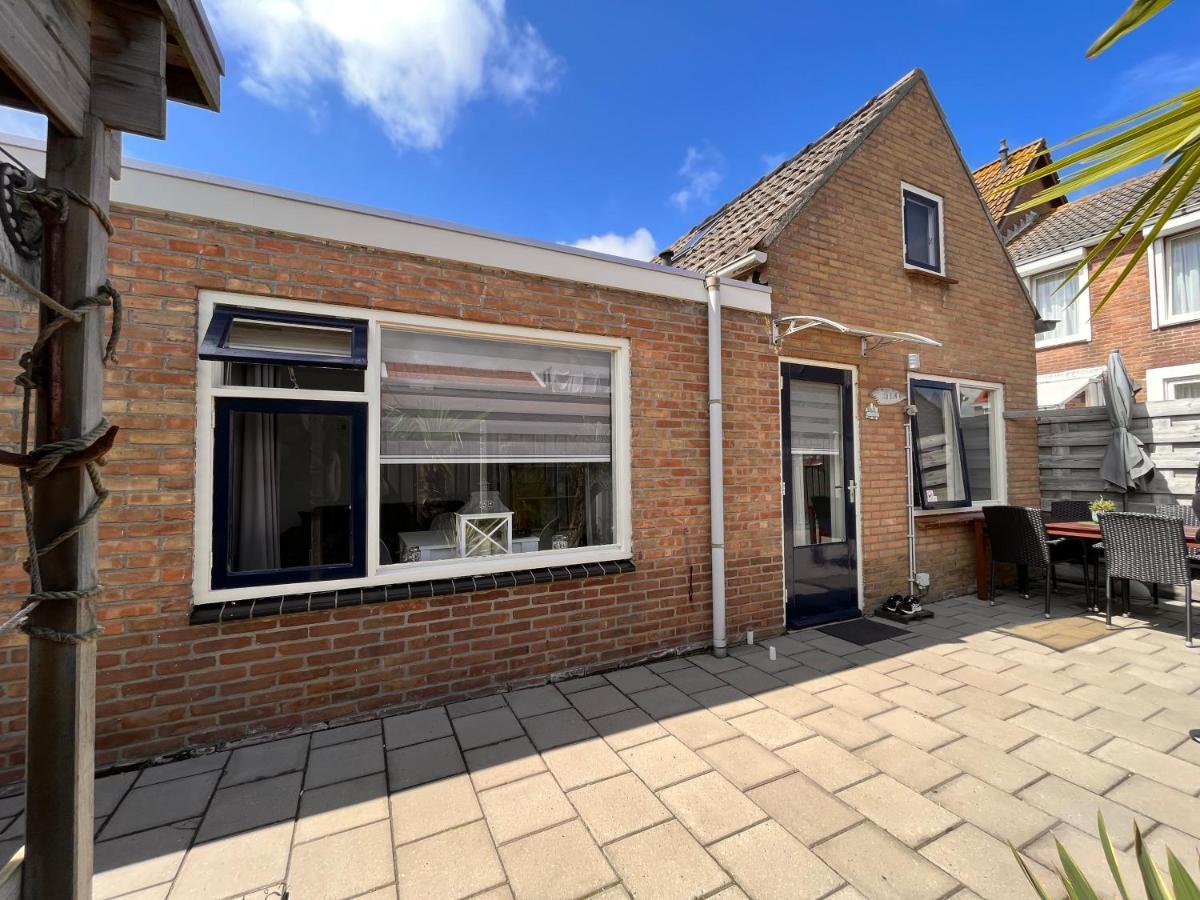 Huisje Aan Het Strand Zoutelande Bagian luar foto